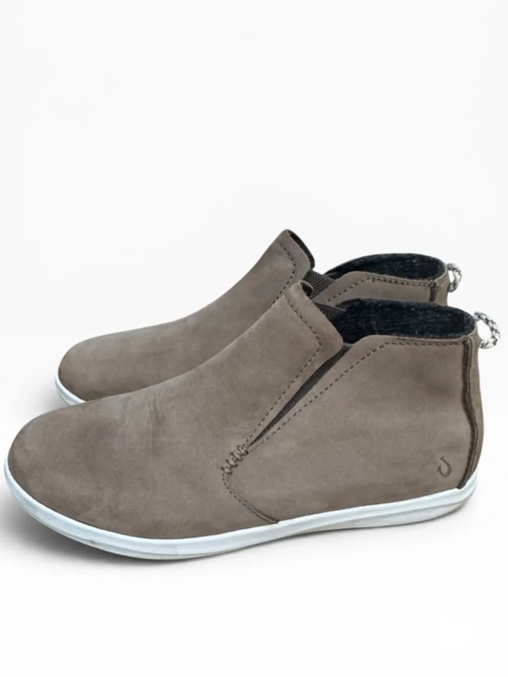 OluKai Hawai‘iloa Manu Hope Nubuck Ankle Boots Taupe Brown Women’s Size US 7